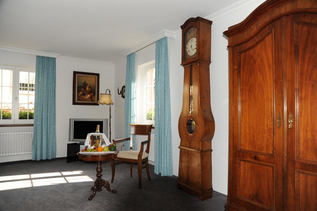 Hotel Adler - Weil Am Rhein Eksteriør billede